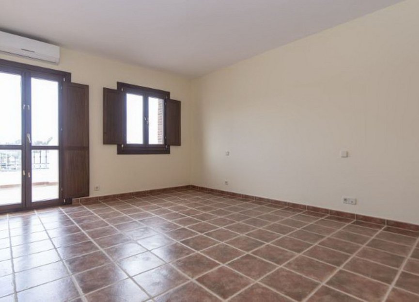 Resale - House - Townhouse - Estepona - Atalaya