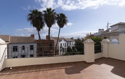 Resale - House - Townhouse - Estepona - Atalaya