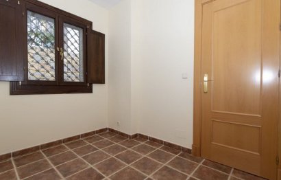 Resale - House - Townhouse - Estepona - Atalaya