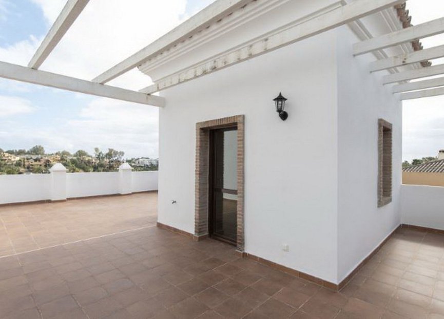 Resale - House - Townhouse - Estepona - Atalaya