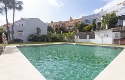 Resale - House - Townhouse - Estepona - Atalaya