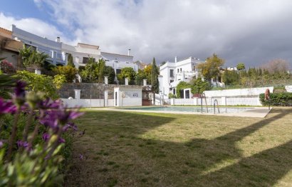 Resale - House - Townhouse - Estepona - Atalaya