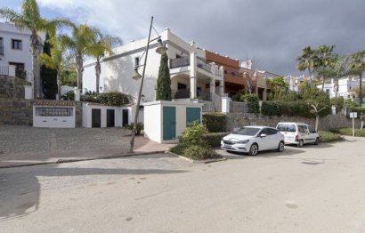 Resale - House - Townhouse - Estepona - Atalaya