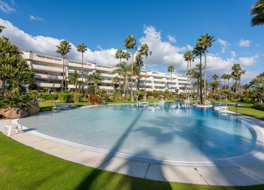 Resale - Apartment - Penthouse - Marbella - Puerto Banús