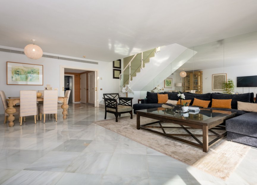 Resale - Apartment - Penthouse - Marbella - Puerto Banús