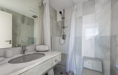 Resale - Apartment - Penthouse - Marbella - Puerto Banús