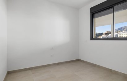 Resale - Apartment - Middle Floor Apartment - Fuengirola - Fuengirola Centro