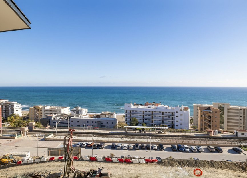 Resale - Apartment - Middle Floor Apartment - Fuengirola - Fuengirola Centro