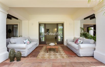 Resale - House - Detached Villa - Estepona - Estepona Centro