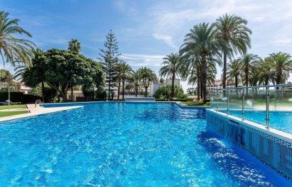 Resale - Apartment - Middle Floor Apartment - Marbella - Nueva Andalucia