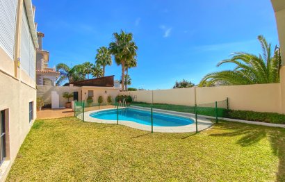 Resale - House - Detached Villa - Marbella - Marbella Centro