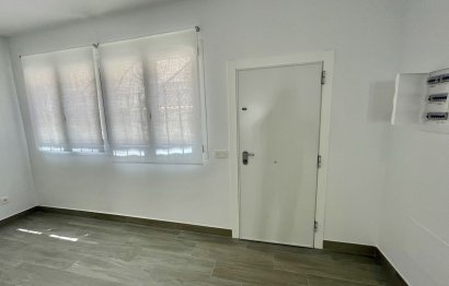 Resale - Apartment - Ground Floor Apartment - Fuengirola - Fuengirola Centro