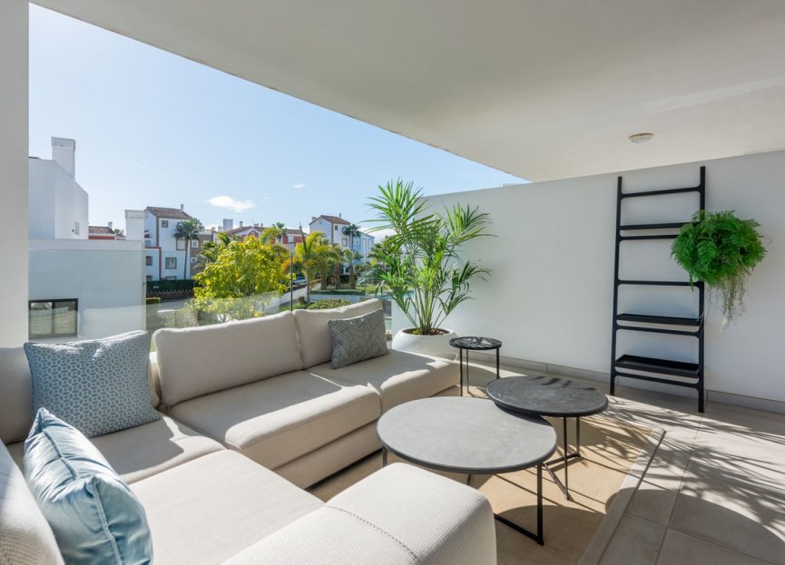 Resale - Apartment - Middle Floor Apartment - Estepona - Estepona Centro