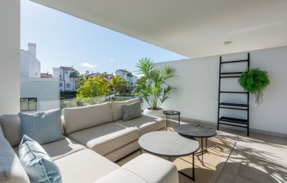 Resale - Apartment - Middle Floor Apartment - Estepona - Estepona Centro