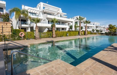 Resale - Apartment - Middle Floor Apartment - Estepona - Estepona Centro