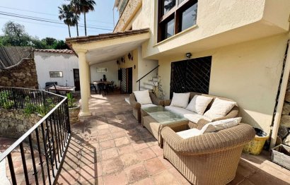 Resale - House - Detached Villa - Estepona - Estepona Centro