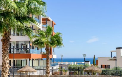 Resale - Apartment - Middle Floor Apartment - Fuengirola - Fuengirola Centro