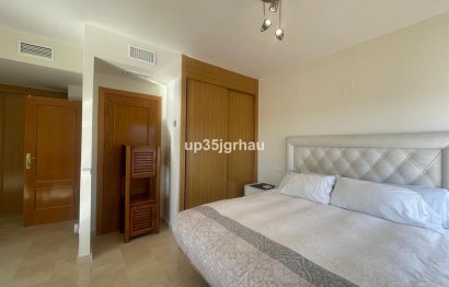 Resale - Apartment - Penthouse - Estepona - Selwo