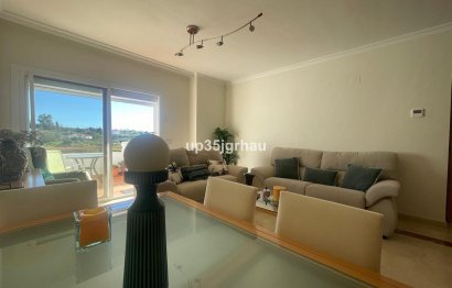 Resale - Apartment - Penthouse - Estepona - Selwo