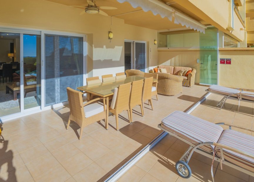 Resale - Apartment - Ground Floor Apartment - Marbella - Elviria