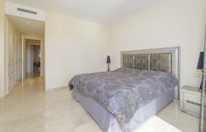 Resale - Apartment - Ground Floor Apartment - Marbella - Elviria