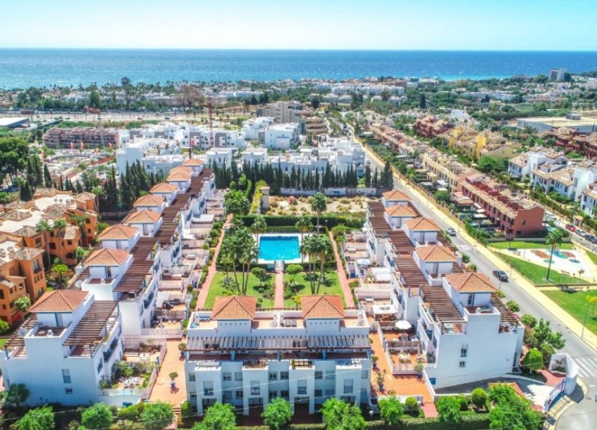 Reventa - House - Townhouse - Estepona - Estepona Centro