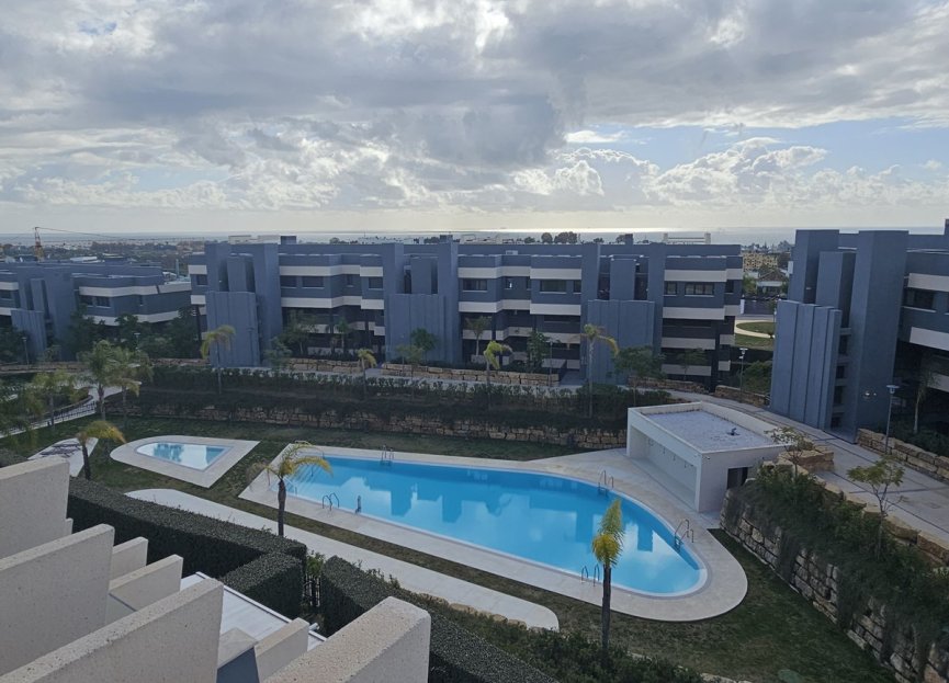 Resale - Apartment - Penthouse Duplex - Estepona - Estepona Centro