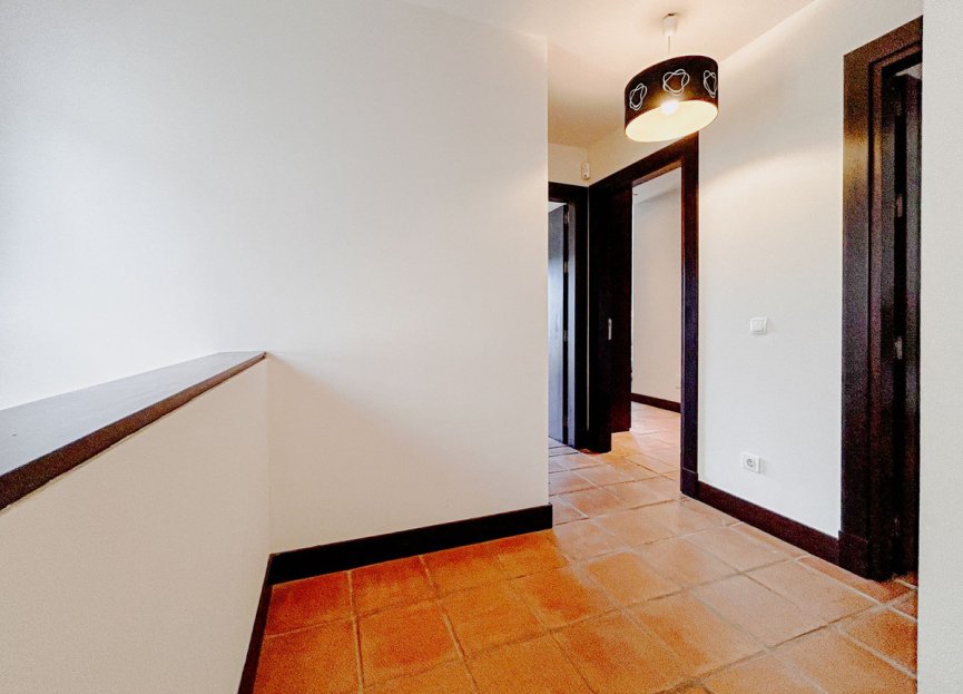 Resale - House - Townhouse - Benahavís - Benahavís Centro