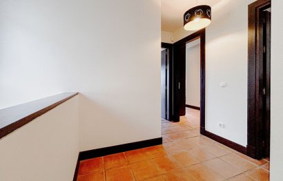 Resale - House - Townhouse - Benahavís - Benahavís Centro