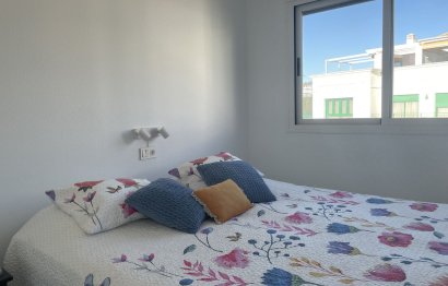 Resale - Apartment - Penthouse Duplex - Estepona - Estepona Centro