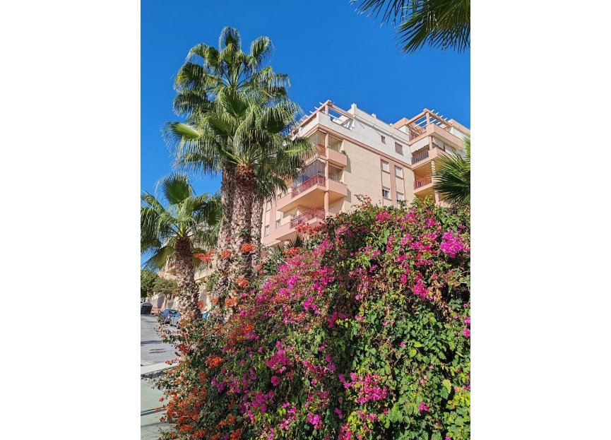 Resale - Apartment - Middle Floor Apartment - Benalmádena - Benalmadena Costa