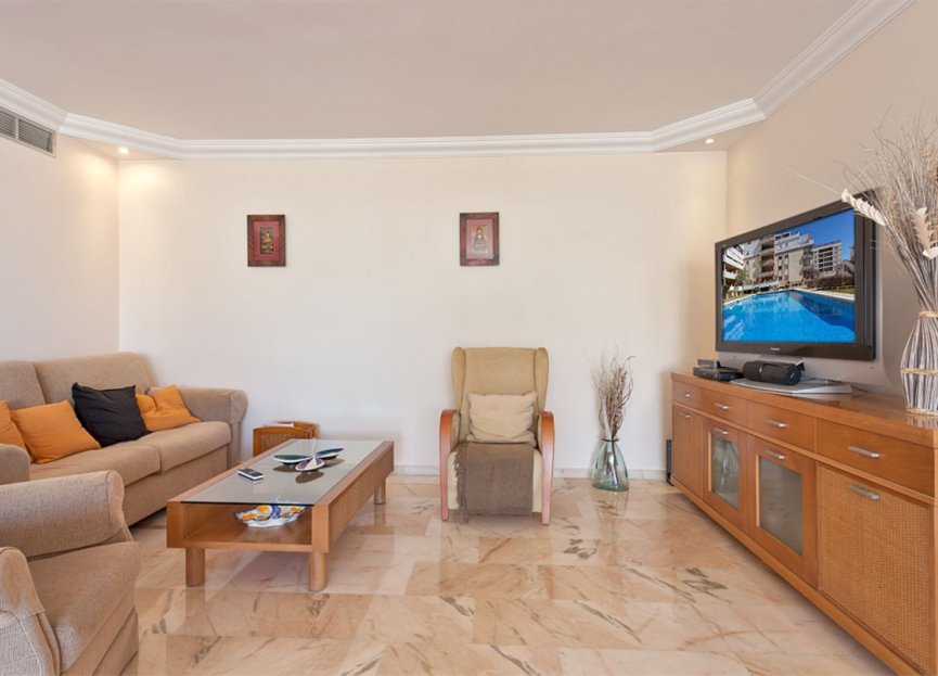 Resale - Apartment - Middle Floor Apartment - Benalmádena - Benalmadena Costa