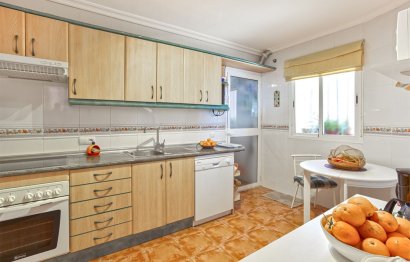 Resale - Apartment - Middle Floor Apartment - Benalmádena - Benalmadena Costa