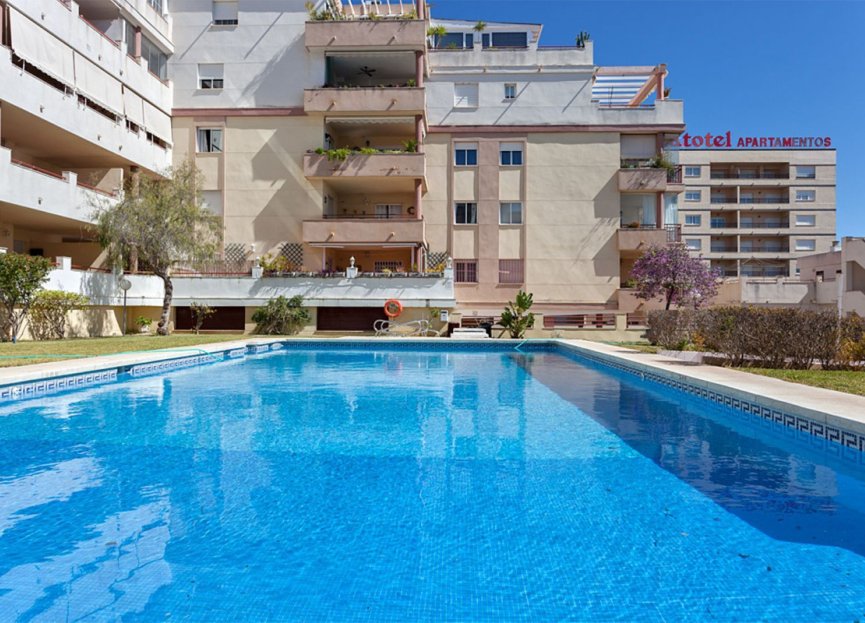 Resale - Apartment - Middle Floor Apartment - Benalmádena - Benalmadena Costa