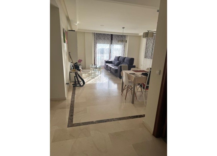 Resale - Apartment - Middle Floor Apartment - Casares - Casares Playa