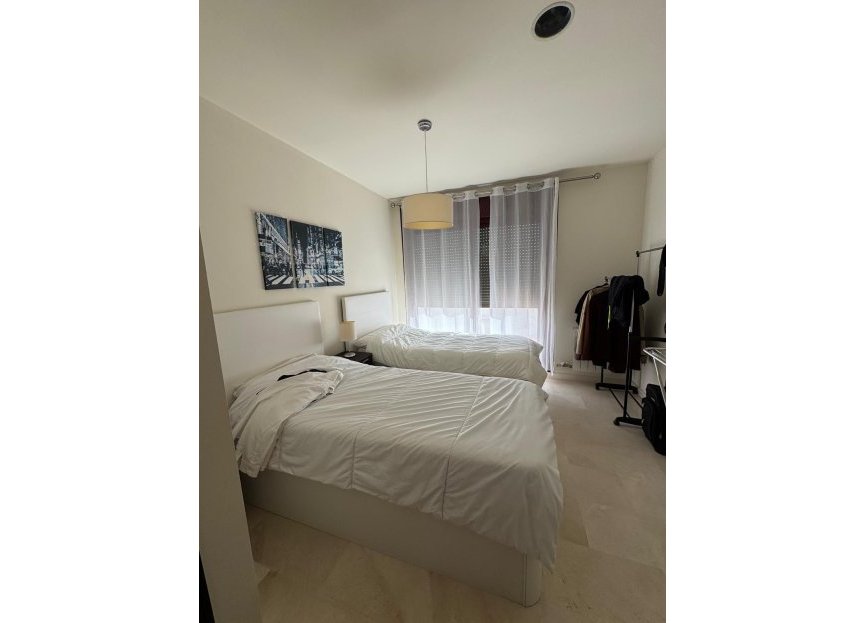 Resale - Apartment - Middle Floor Apartment - Casares - Casares Playa