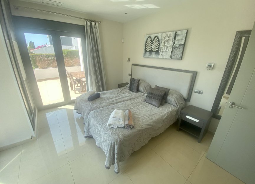 Resale - House - Detached Villa - Marbella - Elviria