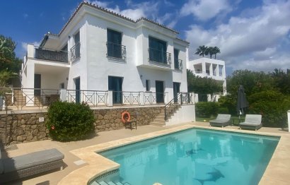 Resale - House - Detached Villa - Marbella - Elviria