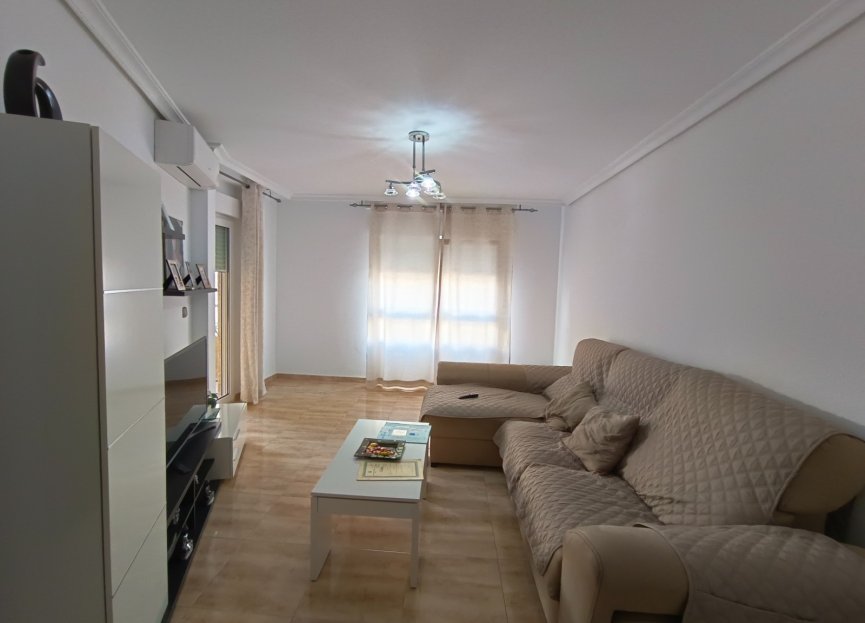 Resale - Apartment - Aguilas - Center