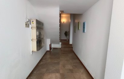 Resale - Apartment - Aguilas - Center