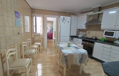 Resale - Apartment - Aguilas - Center