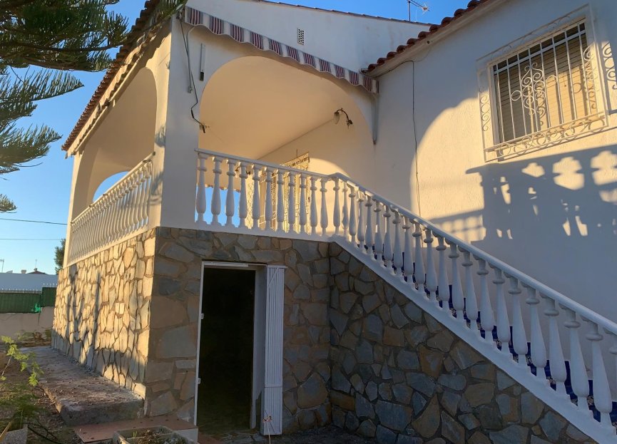 Reventa - Villa - Calabardina