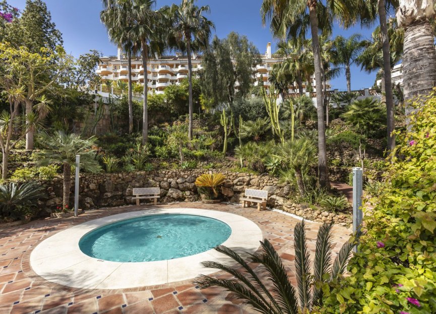 Resale - Apartment - Ground Floor Apartment - Marbella - Nueva Andalucia