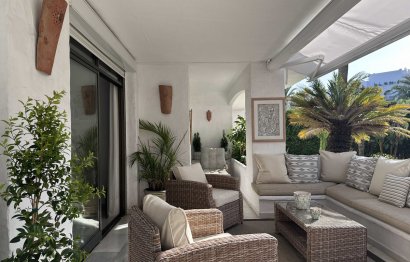 Resale - Apartment - Middle Floor Apartment - Marbella - Puerto Banús