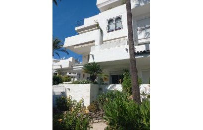 Resale - Apartment - Middle Floor Apartment - Marbella - Puerto Banús