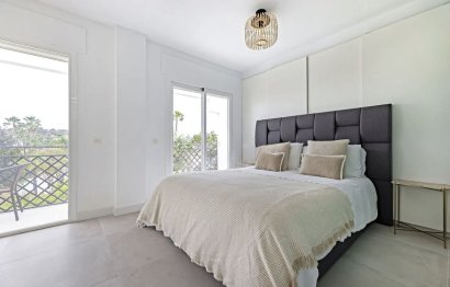 Resale - House - Townhouse - Marbella - Nueva Andalucia