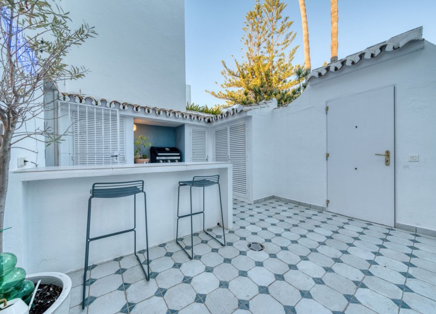 Resale - House - Townhouse - Marbella - Nueva Andalucia