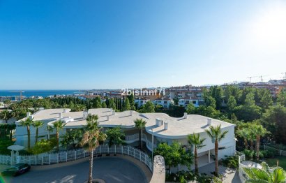 Resale - Apartment - Penthouse - Benalmádena - Benalmadena Centro