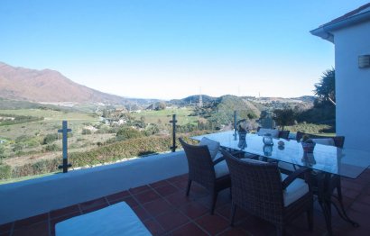 Resale - House - Finca - Cortijo - Casares - Casares Centro