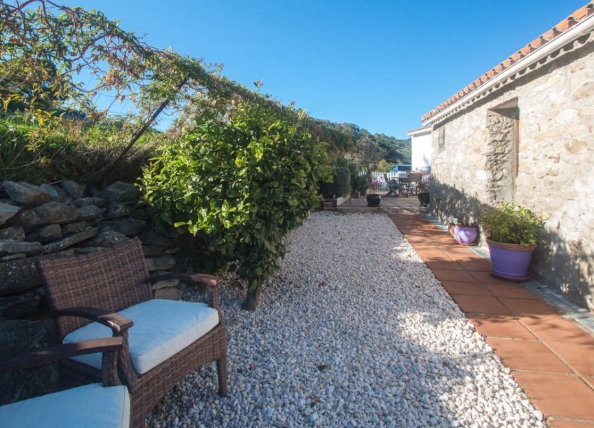 Resale - House - Finca - Cortijo - Casares - Casares Centro